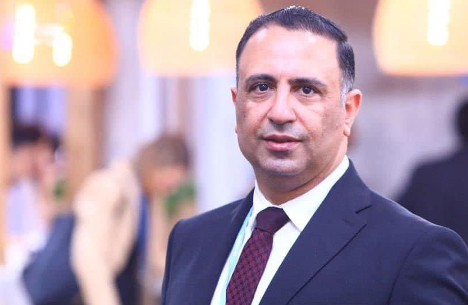 Portrait of Dr. Mohamed Elokaby